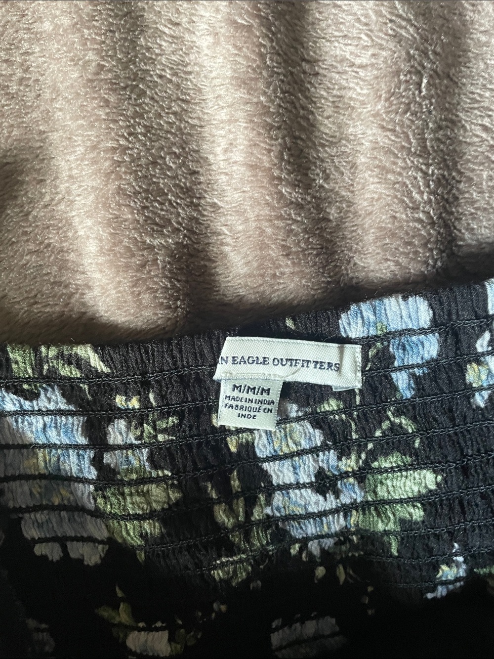 American Eagle Outfitters Black Floral Two-Piece Set with Light Blue Blooms - Picture 3 of 8